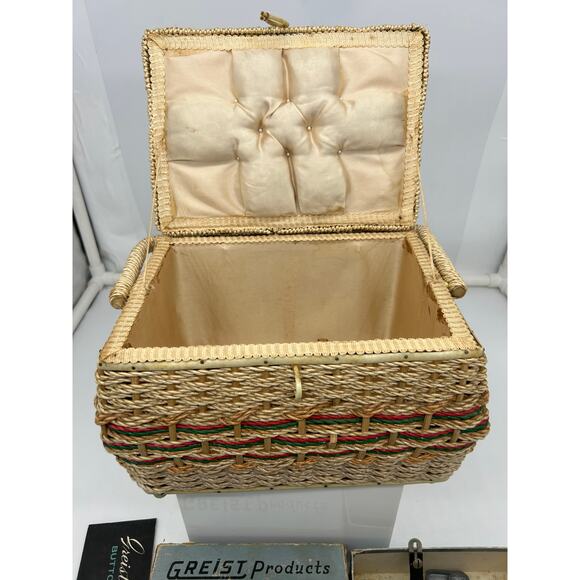 Vintage Floral Sewing Basket Box with Greist Rotarty Buttonholer - Picture 2 of 7